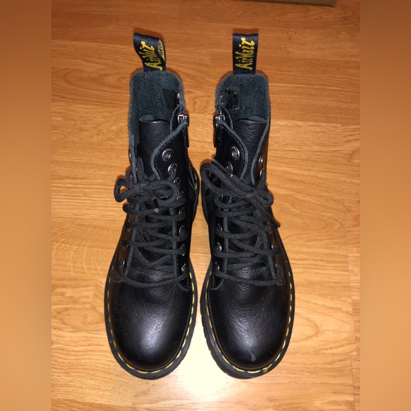 'Jadon' Boot
DR. MARTENS - Picture 2 of 16